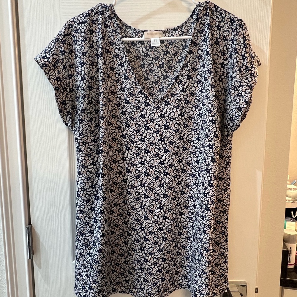 Motherhood Black and White Floral Blouse